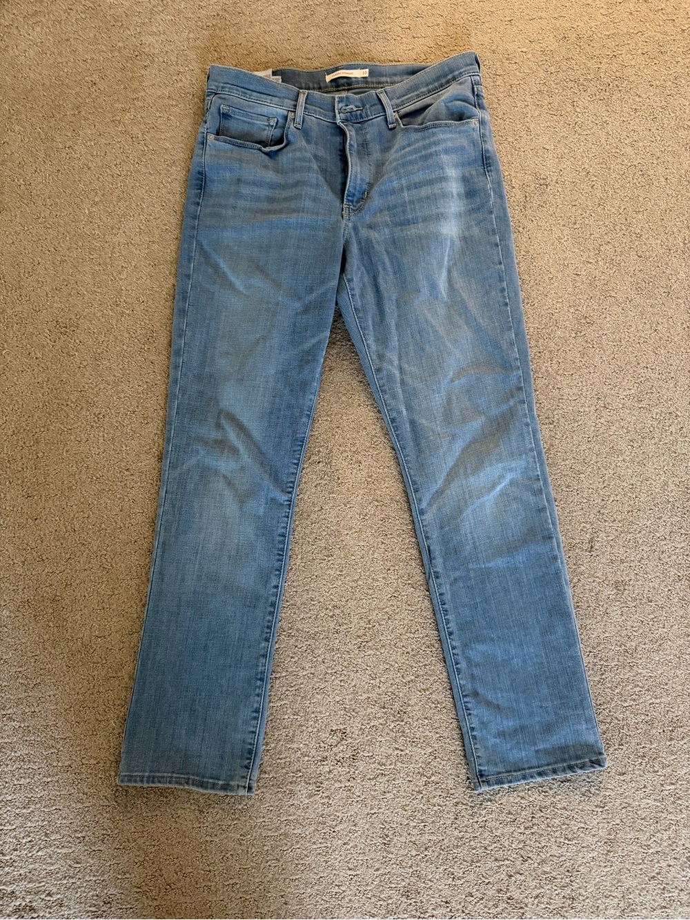 Women’s Levi’s Light Blue Denim Jeans straight  - Classic Straight Fit